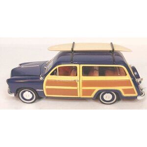 1949 Ford Custom Woody Wagon Die Cast 1:34 Scale Arko Products Hood Doors Open